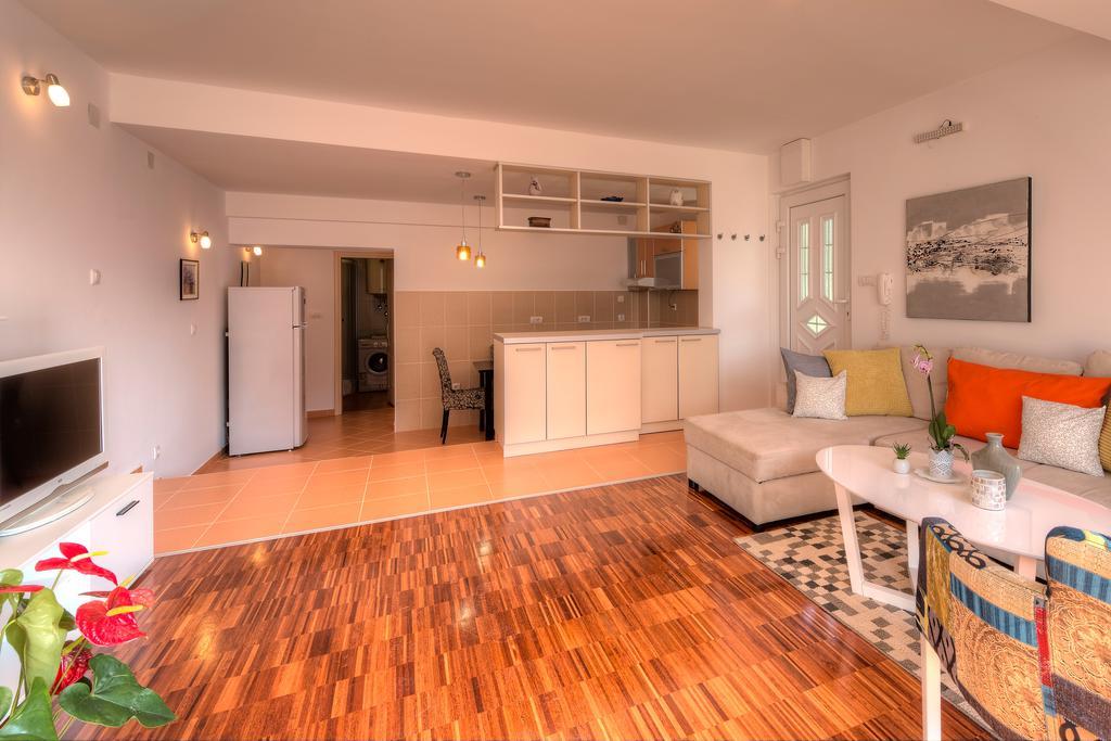 Apartments City Center Tivat Exterior photo