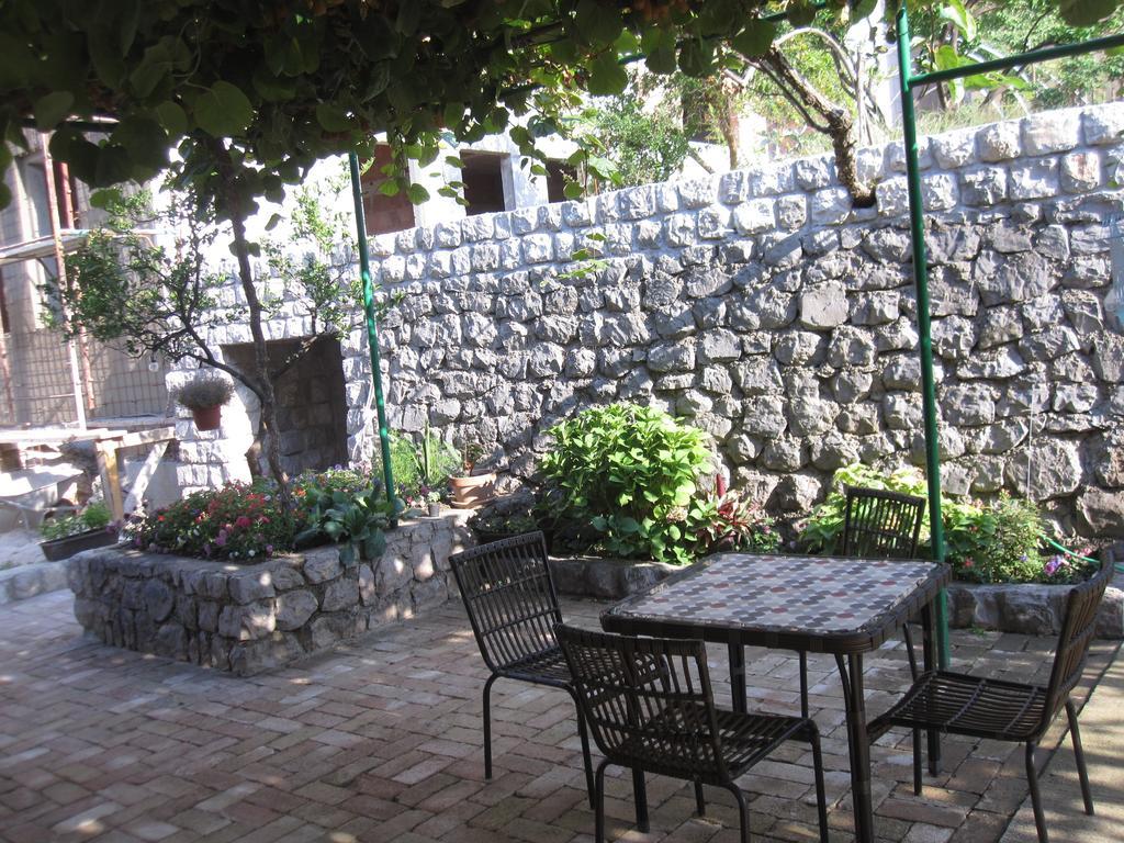 Apartments City Center Tivat Exterior photo