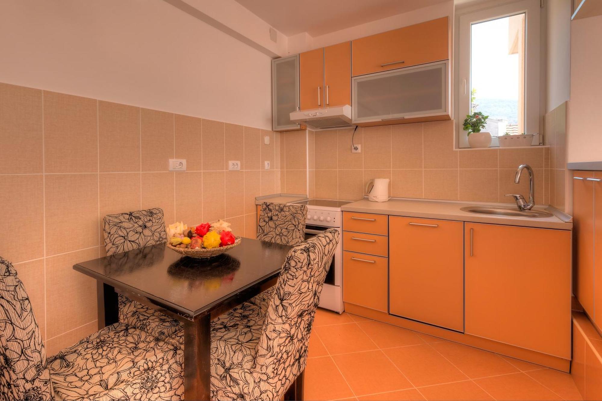 Apartments City Center Tivat Exterior photo